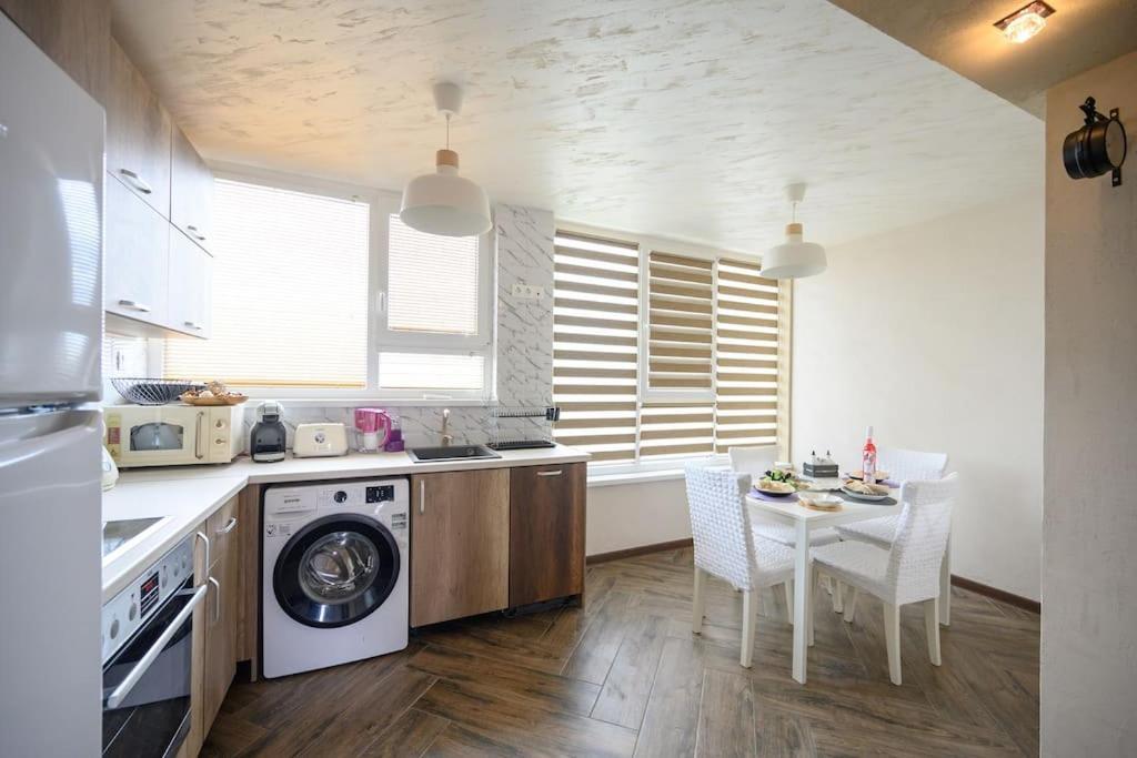 Sunset Luxury Apartment Varna Ngoại thất bức ảnh